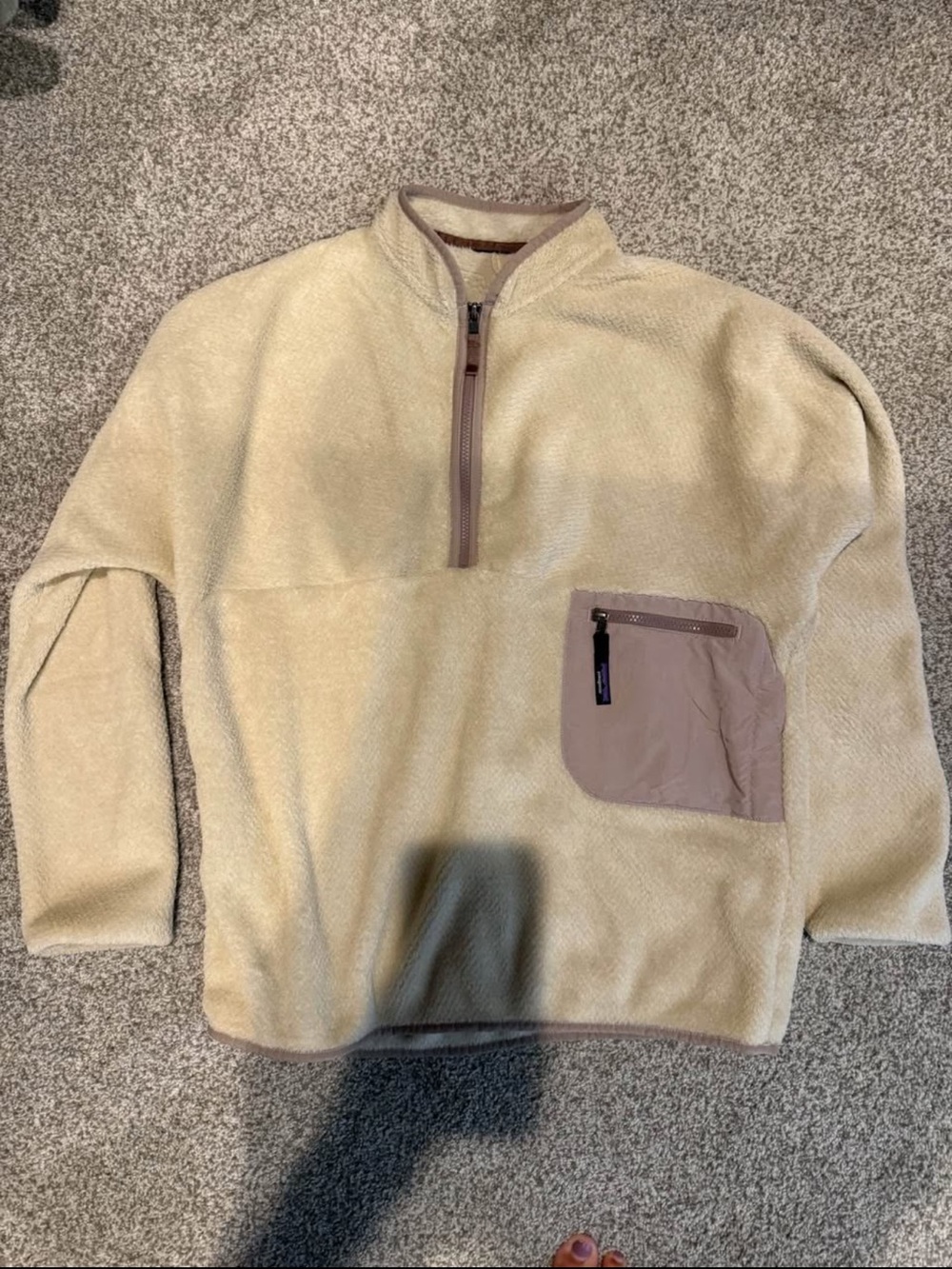 Patagonia Cream Half-Zip Fleece Pullover with Tan Pocket Accent
